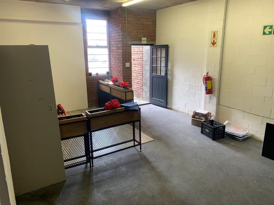 To Let commercial Property for Rent in Maitland Western Cape